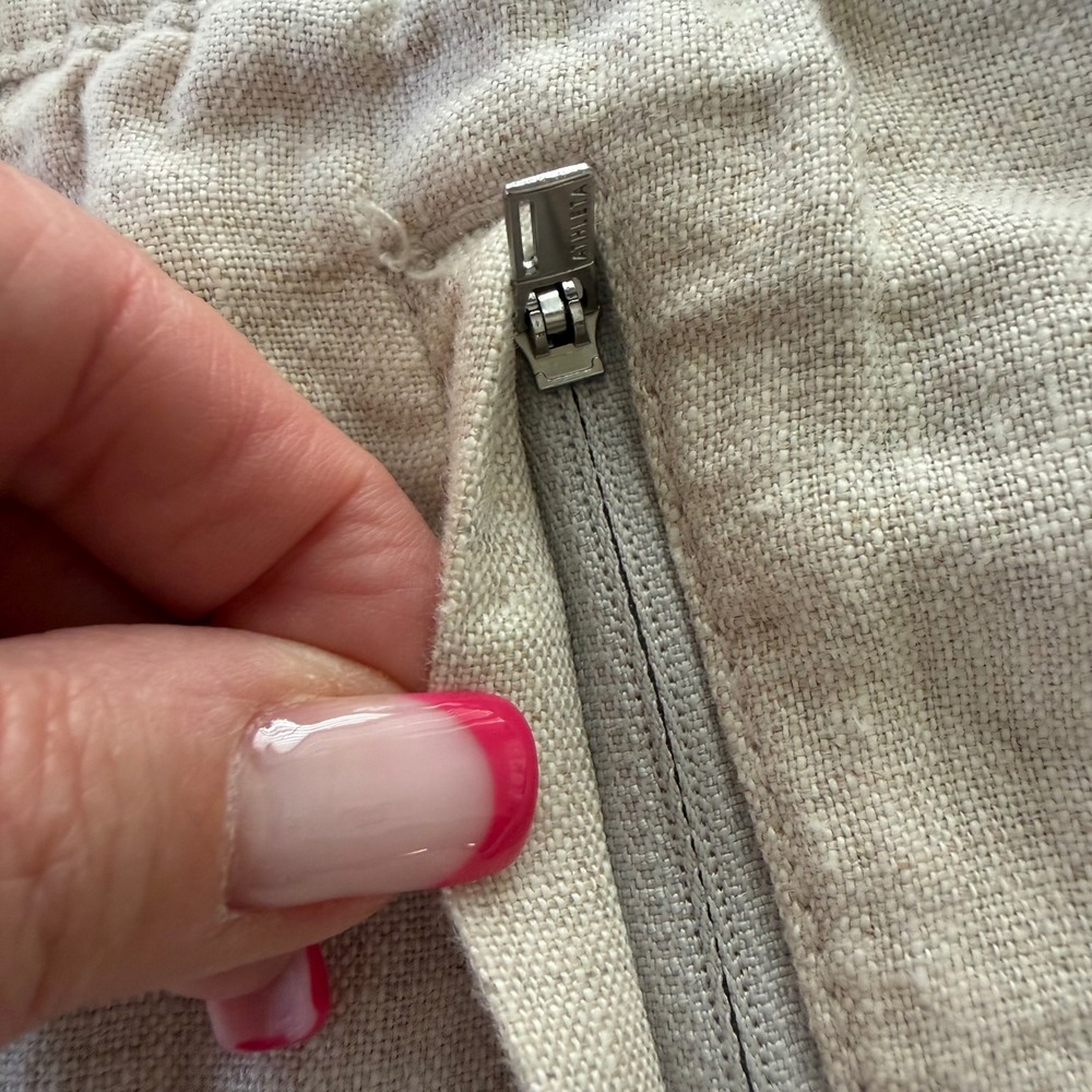 Athleta XS Retreat 100% Linen Drawstring Shorts Relaxed Fit Mid‎ Rise undyed - Picture 4 of 11